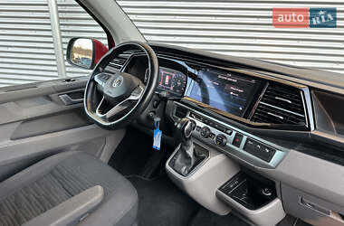 Минивэн Volkswagen Caravelle 2020 в 