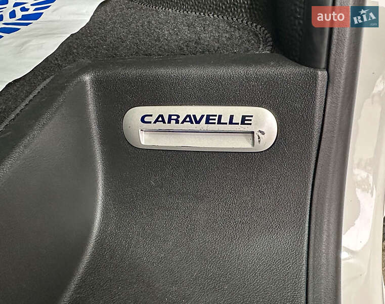 Минивэн Volkswagen Caravelle 2019 в Львове