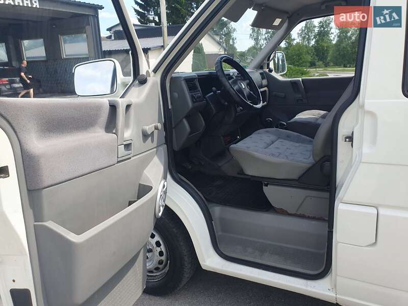 Мінівен Volkswagen Caravelle 1997 в Любарі