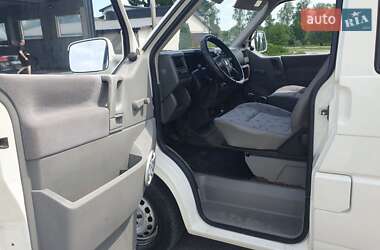 Минивэн Volkswagen Caravelle 1997 в 