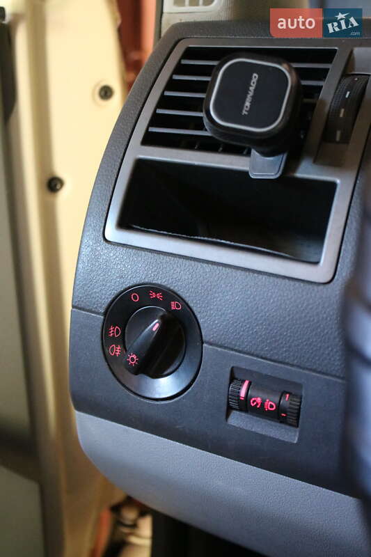 Минивэн Volkswagen Caravelle 2012 в Броварах фото 32 Минивэн Volkswagen Caravelle 2012 в Броварах