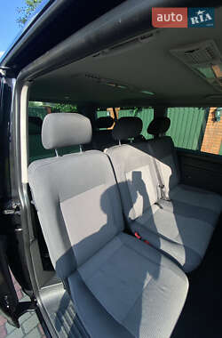 Минивэн Volkswagen Caravelle 2013 в 