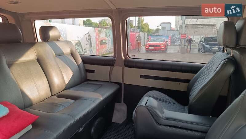 Минивэн Volkswagen Caravelle 2006 в Киеве