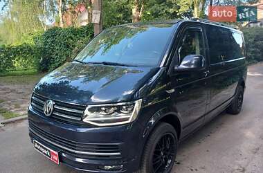 Мінівен Volkswagen Caravelle 2017 в Києві