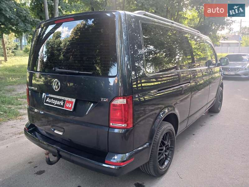 Мінівен Volkswagen Caravelle 2017 в Києві