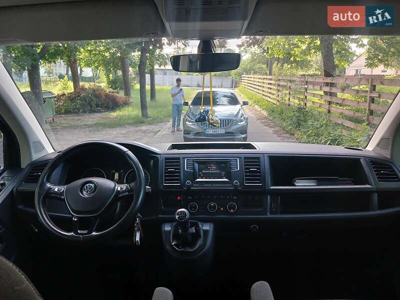 Мінівен Volkswagen Caravelle 2017 в Києві