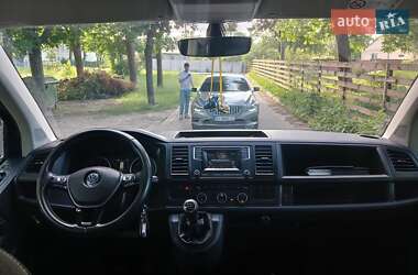 Минивэн Volkswagen Caravelle 2017 в 