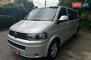 Минивэн Volkswagen Caravelle 2015 в Киеве