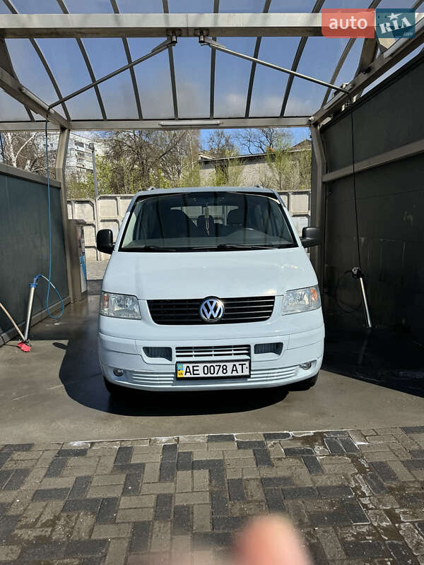 Минивэн Volkswagen Caravelle 2008 в Днепре