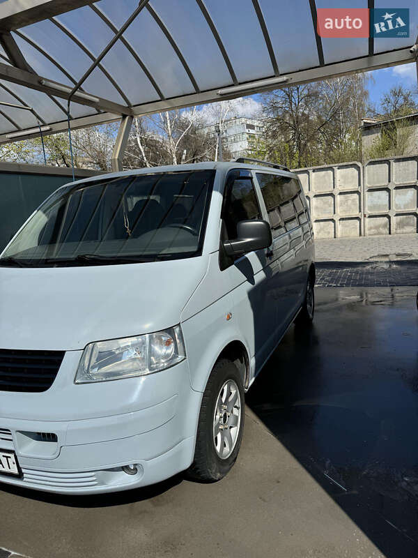 Минивэн Volkswagen Caravelle 2008 в Днепре