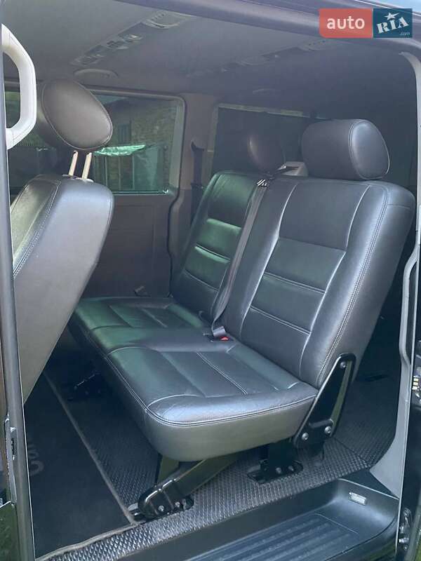 Минивэн Volkswagen Caravelle 2012 в Львове