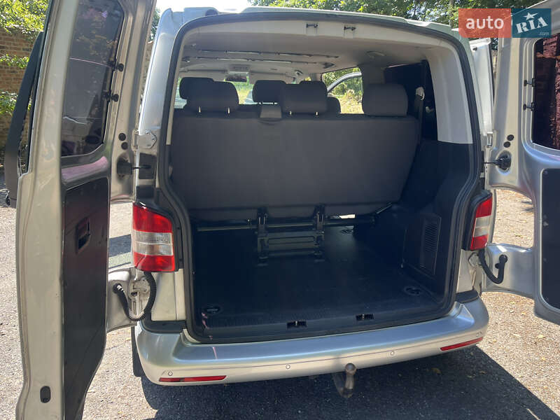 Минивэн Volkswagen Caravelle 2012 в Днепре