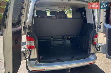 Минивэн Volkswagen Caravelle 2012 в 