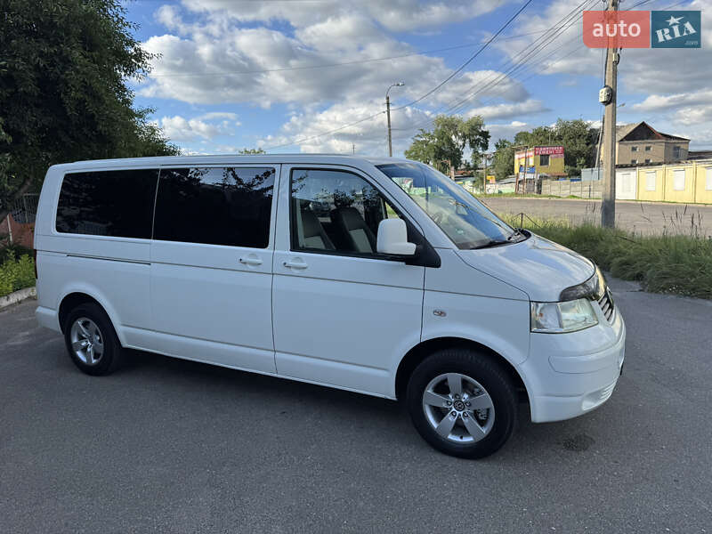 Минивэн Volkswagen Caravelle 2008 в 