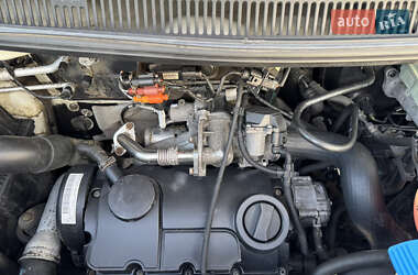 Минивэн Volkswagen Caravelle 2008 в 