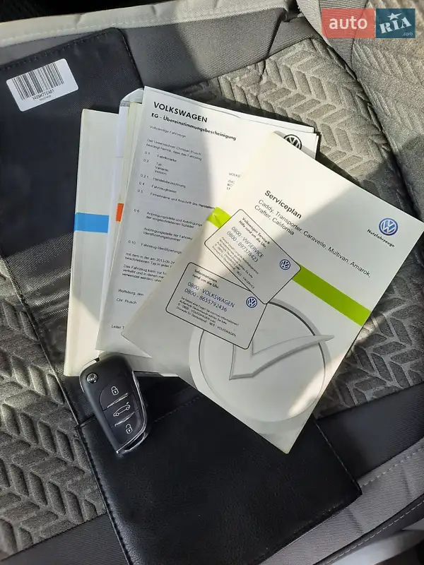 Минивэн Volkswagen Caravelle 2014 в Днепре документ