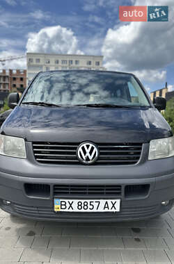 Минивэн Volkswagen Caravelle 2009 в 