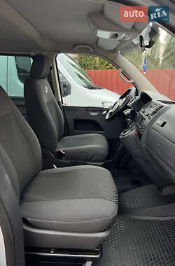 Минивэн Volkswagen Caravelle 2009 в 