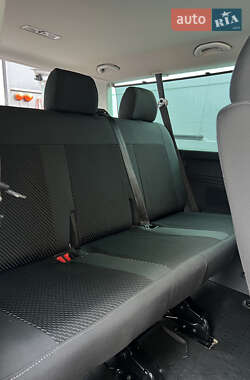 Минивэн Volkswagen Caravelle 2009 в 