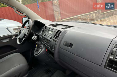 Минивэн Volkswagen Caravelle 2009 в 