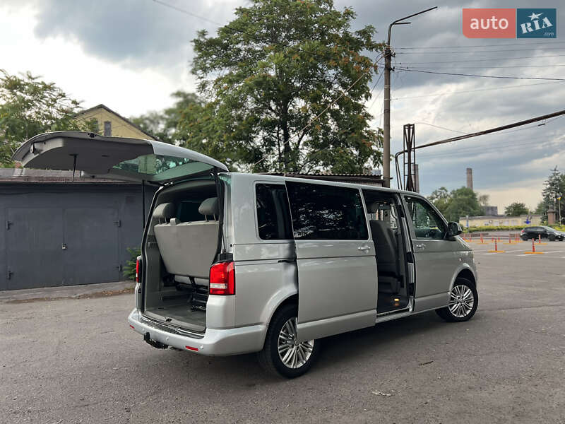 Минивэн Volkswagen Caravelle 2010 в Каменском