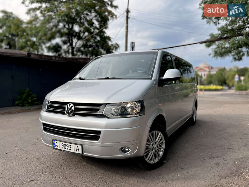 Минивэн Volkswagen Caravelle 2010 в Каменском