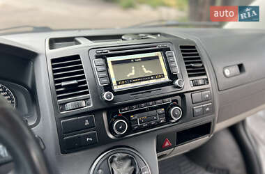 Минивэн Volkswagen Caravelle 2010 в 