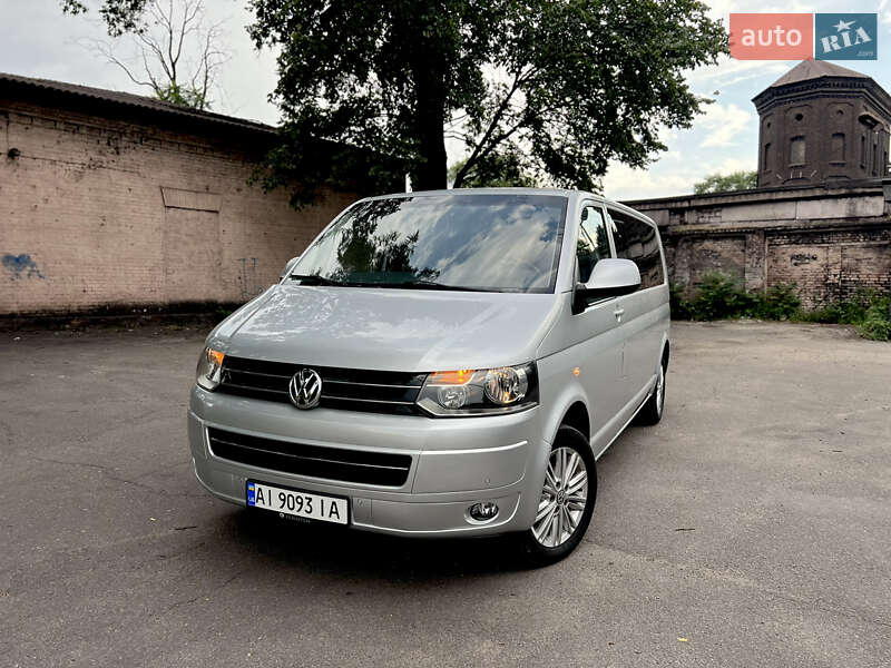Минивэн Volkswagen Caravelle 2010 в Каменском