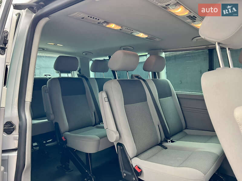 Минивэн Volkswagen Caravelle 2010 в Каменском