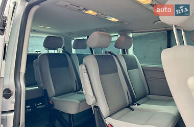 Минивэн Volkswagen Caravelle 2010 в 
