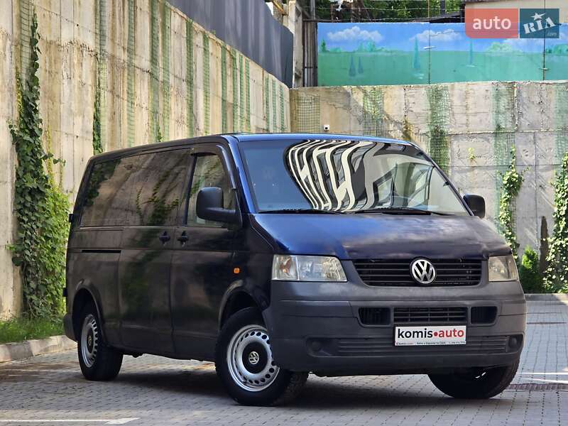 Volkswagen Caravelle 2006