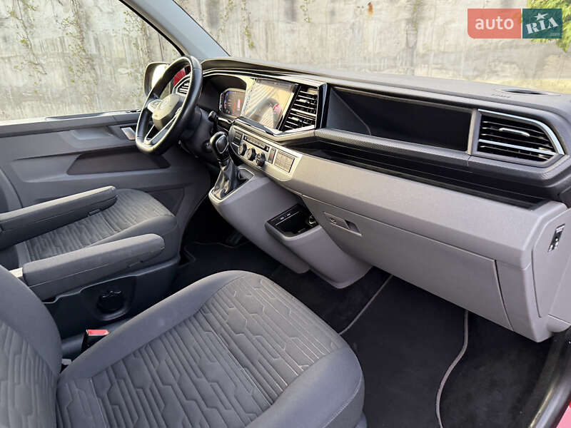 Минивэн Volkswagen Caravelle 2020 в Ровно