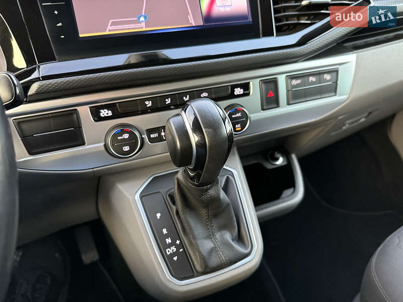 Минивэн Volkswagen Caravelle 2020 в Ровно
