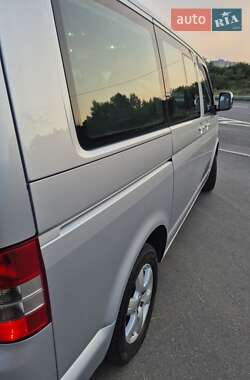 Минивэн Volkswagen Caravelle 2008 в 