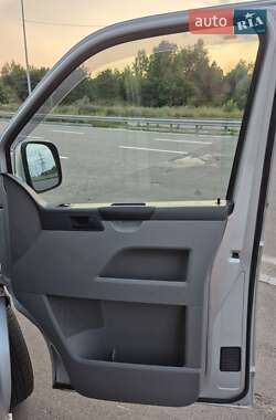 Минивэн Volkswagen Caravelle 2008 в 