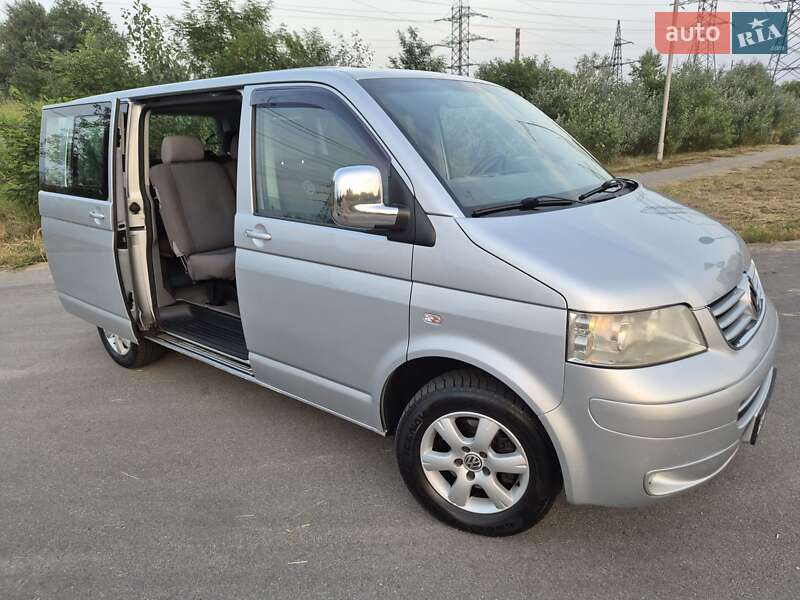 Минивэн Volkswagen Caravelle 2008 в Киеве