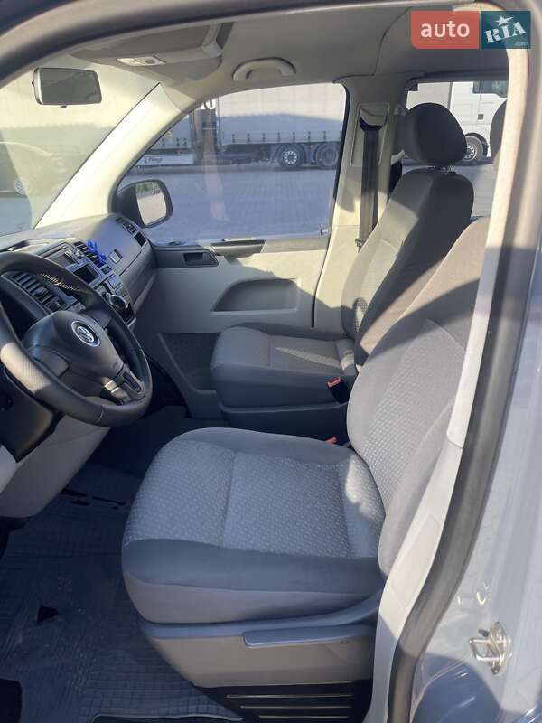 Минивэн Volkswagen Caravelle 2010 в Мукачево фото 9 Минивэн Volkswagen Caravelle 2010 в Мукачево