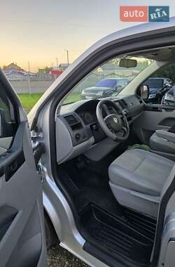 Минивэн Volkswagen Caravelle 2008 в 