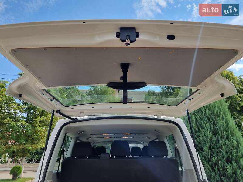 Мінівен Volkswagen Caravelle 2018 в Чернівцях фото 13 Мінівен Volkswagen Caravelle 2018 в Чернівцях