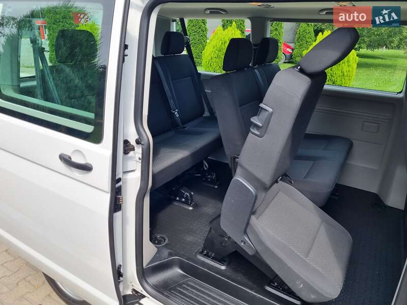 Мінівен Volkswagen Caravelle 2018 в Чернівцях фото 19 Мінівен Volkswagen Caravelle 2018 в Чернівцях