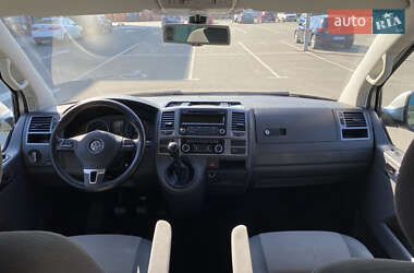 Минивэн Volkswagen Caravelle 2014 в 