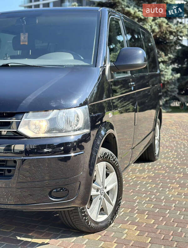 Минивэн Volkswagen Caravelle 2011 в Одессе