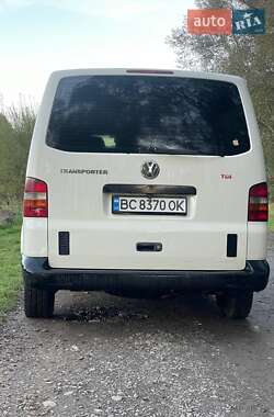 Минивэн Volkswagen Caravelle 2004 в 