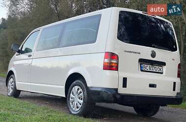 Минивэн Volkswagen Caravelle 2004 в 