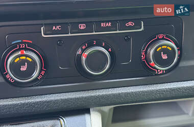 Минивэн Volkswagen Caravelle 2018 в 