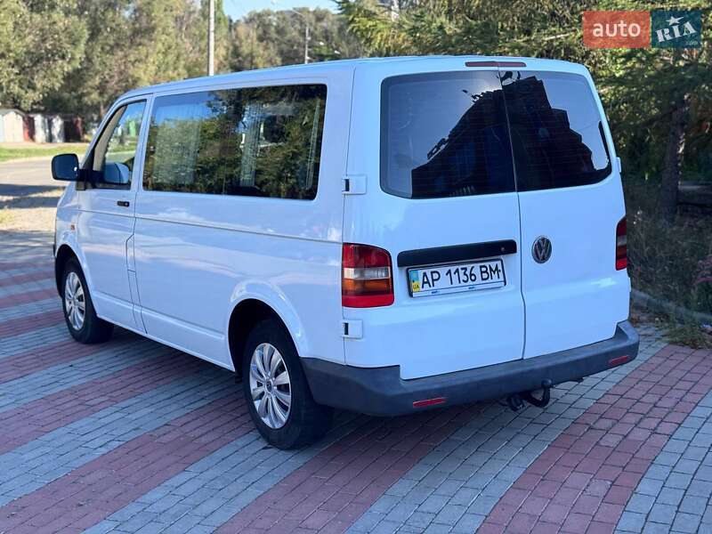 Минивэн Volkswagen Caravelle 2003 в Запорожье