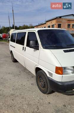 Минивэн Volkswagen Caravelle 2000 в 
