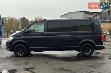 Минивэн Volkswagen Caravelle 2017 в 