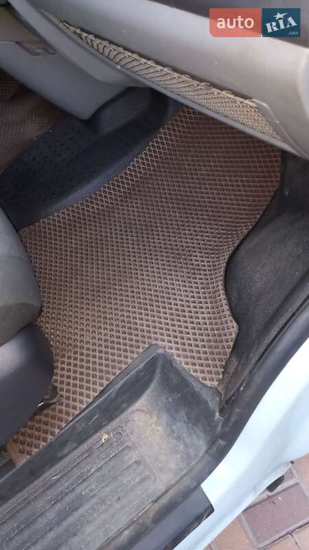Минивэн Volkswagen Caravelle 2008 в Киеве
