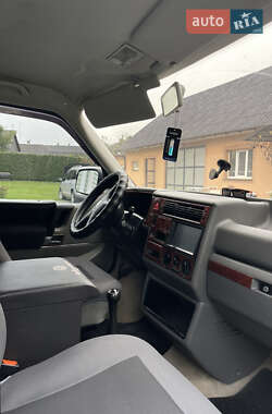 Минивэн Volkswagen Caravelle 2002 в 